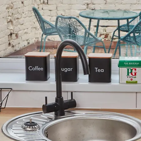 3 Bedroom Near Seafront *