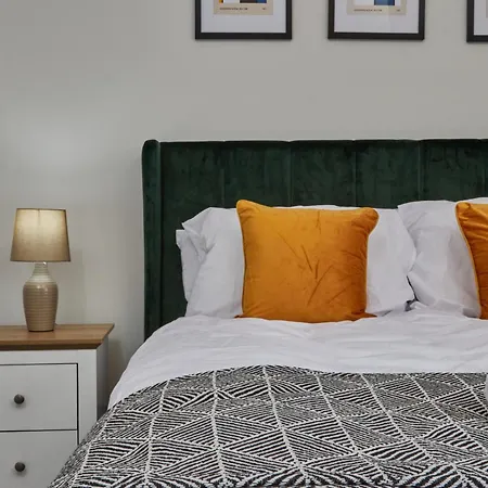 3 Bedroom Near Seafront