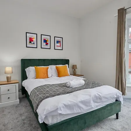 3 Bedroom Near Seafront