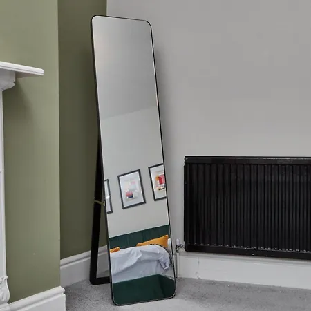 בית נופש 3 Bedroom Near Seafront רדקאר