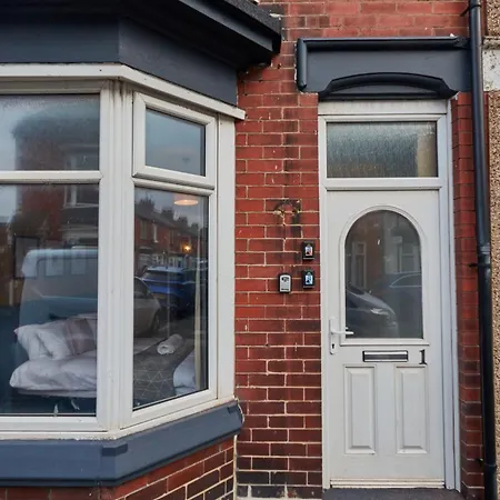 3 Bedroom Near Seafront Vakantiehuis *