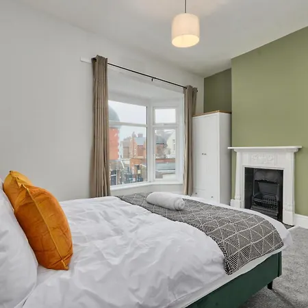 3 Bedroom Near Seafront Redcar